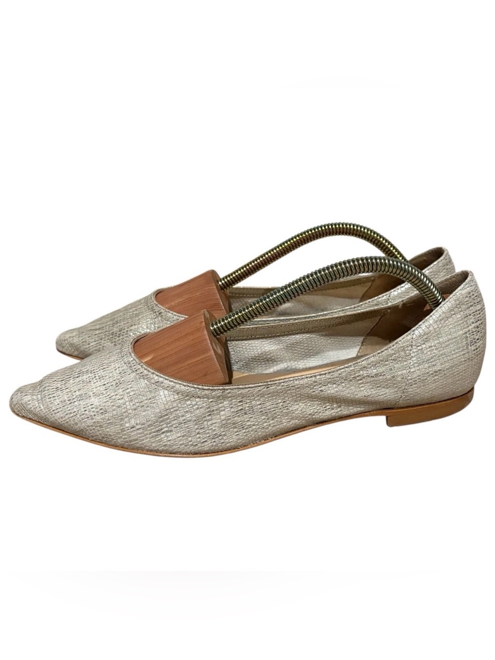Sundance Italy Leather Embossed Metallic Point-Toe Flats Shoes Sz 38